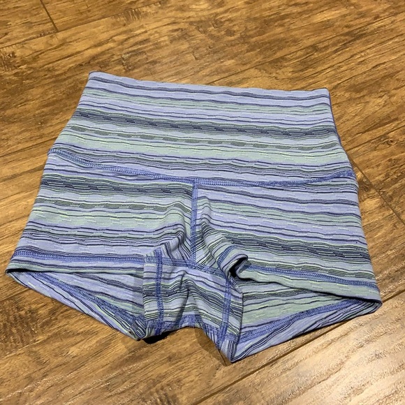 Lululemon boogie shorts with roll over waist